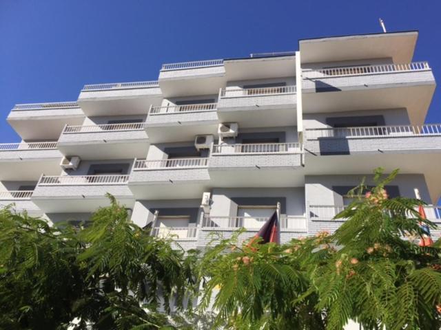 Hotel Sacratif 2*