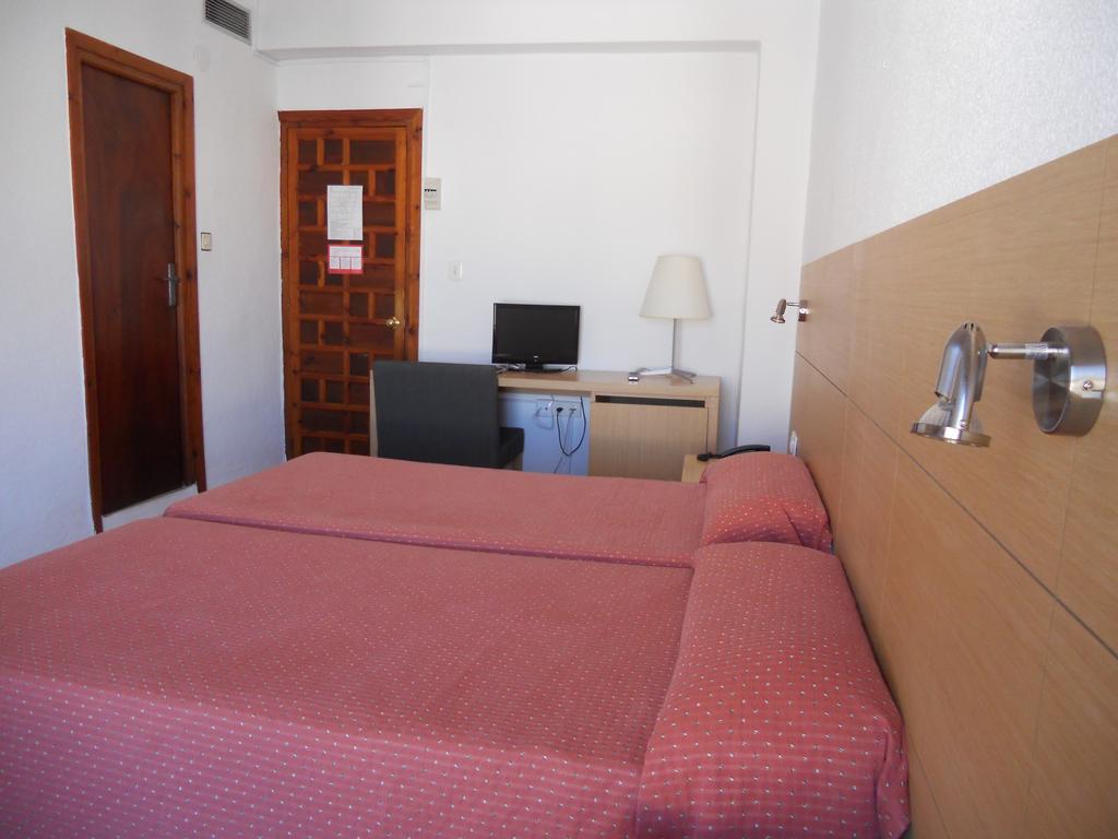 Hotel Sacratif 2*